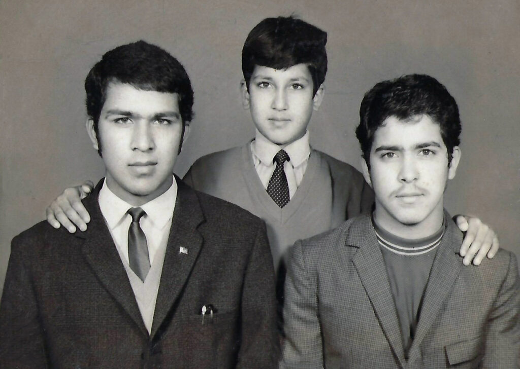 Kashmiri-Lives-contributor-Daalat-Ali-and-his-two-brothers-in-the-1970s